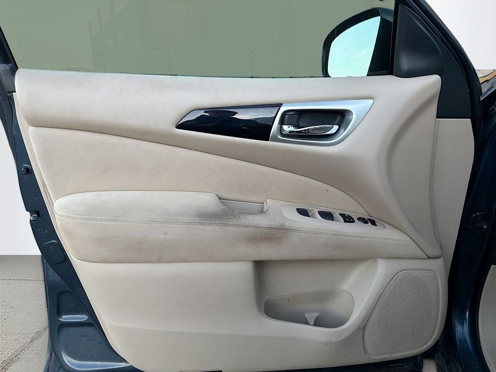 2015 Nissan Pathfinder S