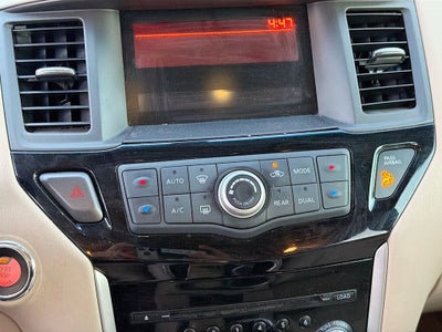 2015 Nissan Pathfinder S