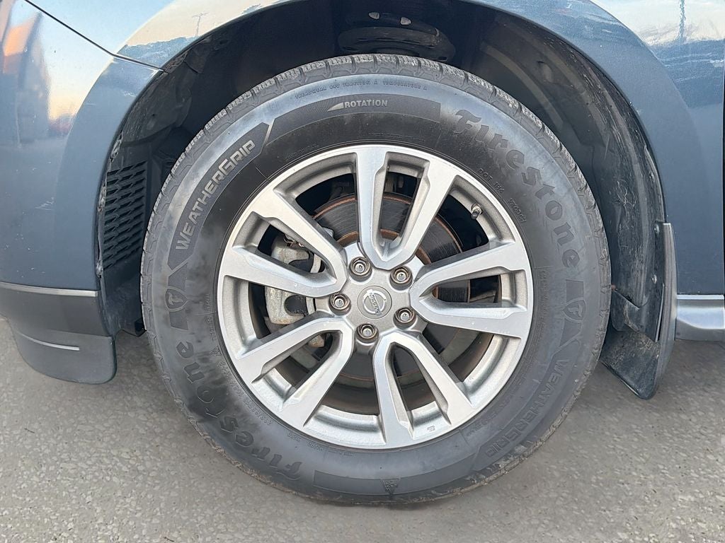 2015 Nissan Pathfinder S