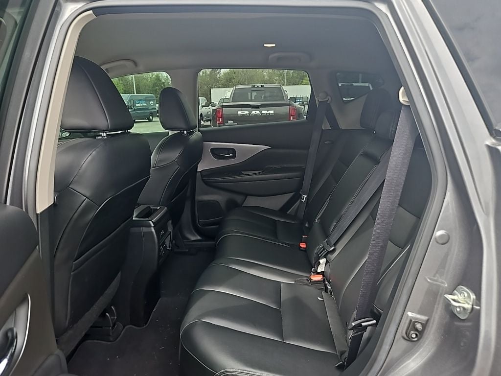 2022 Nissan Murano SV