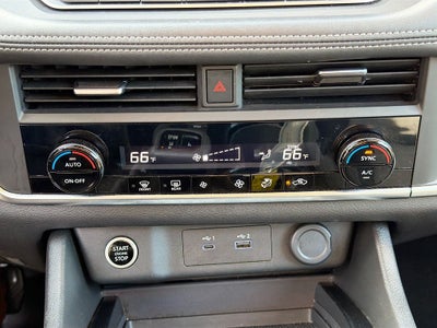 2023 Nissan Rogue SV FWD