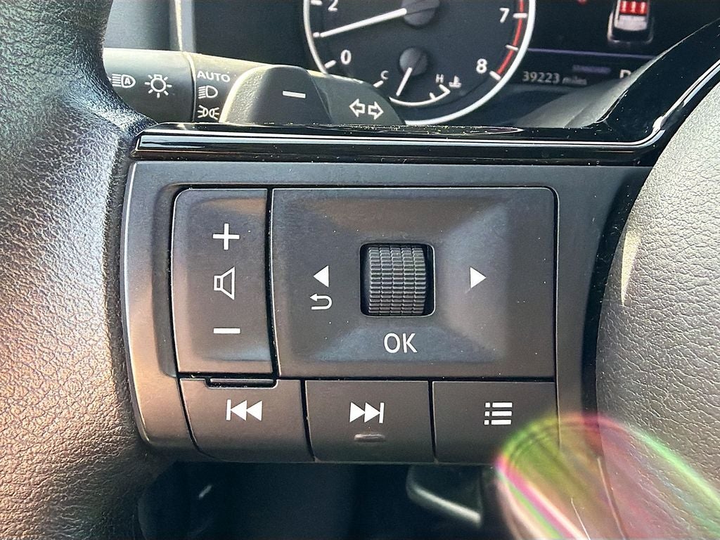 2023 Nissan Rogue SV FWD