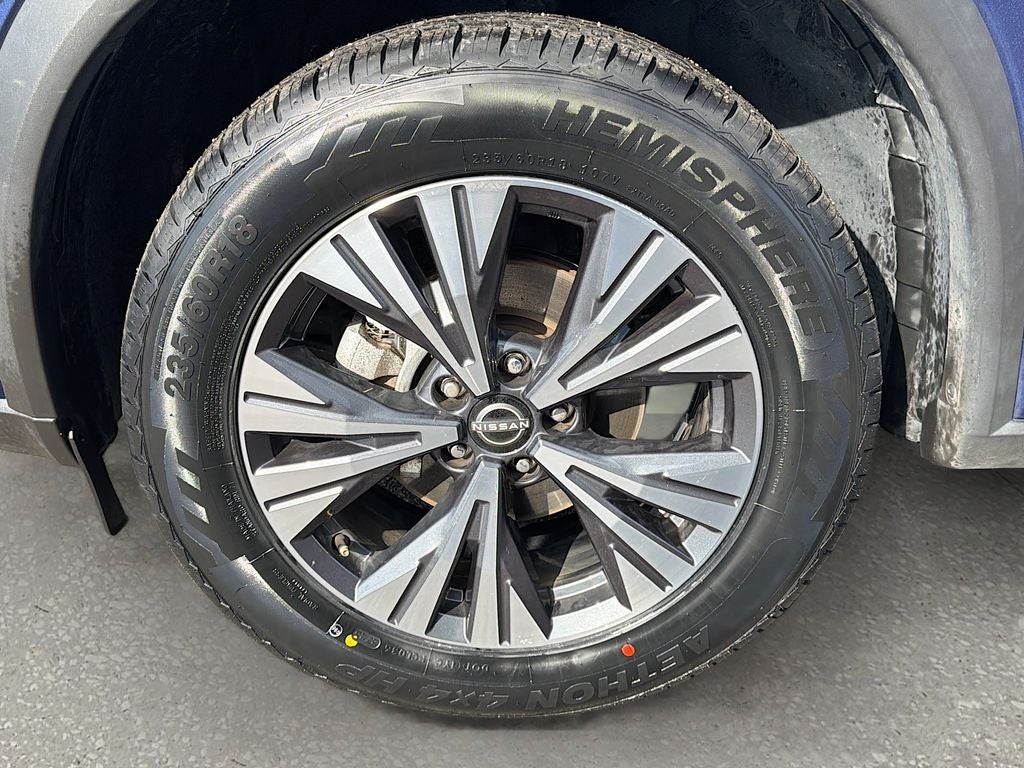 2023 Nissan Rogue SV FWD