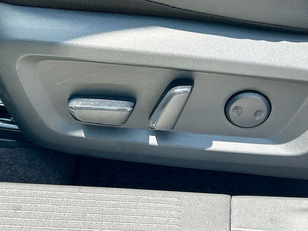 2023 Nissan Rogue SL Intelligent AWD