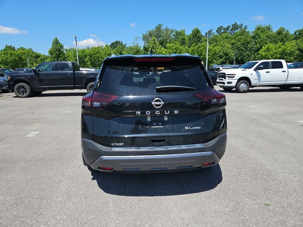 2023 Nissan Rogue SL Intelligent AWD