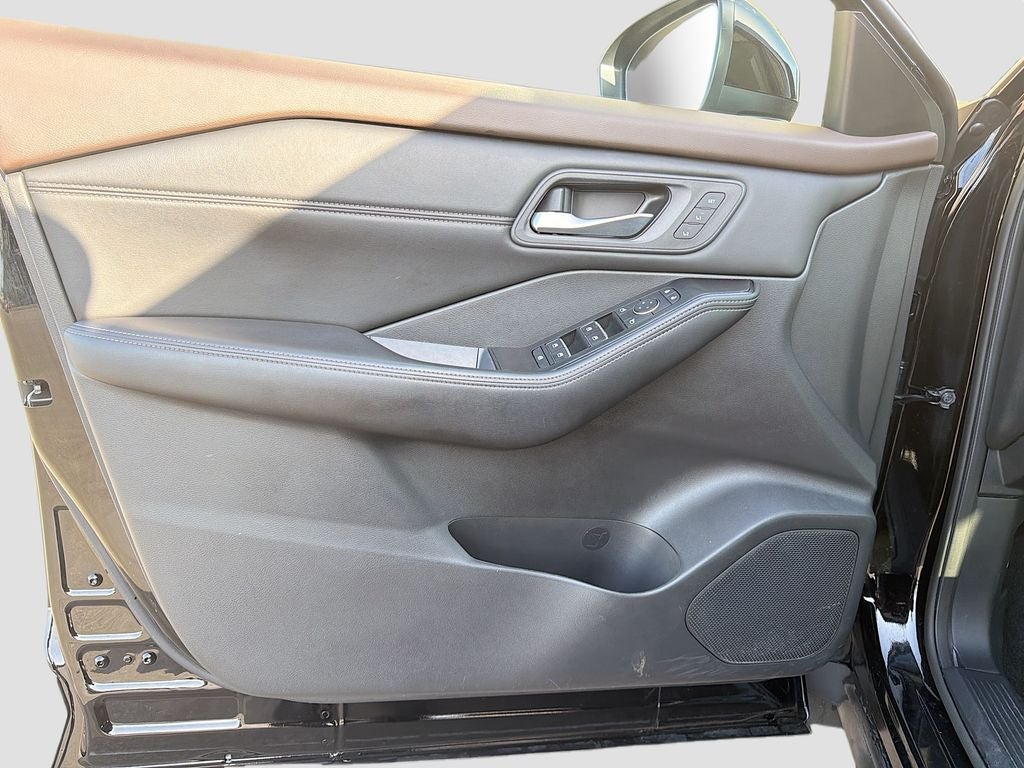 2023 Nissan Rogue SL Intelligent AWD