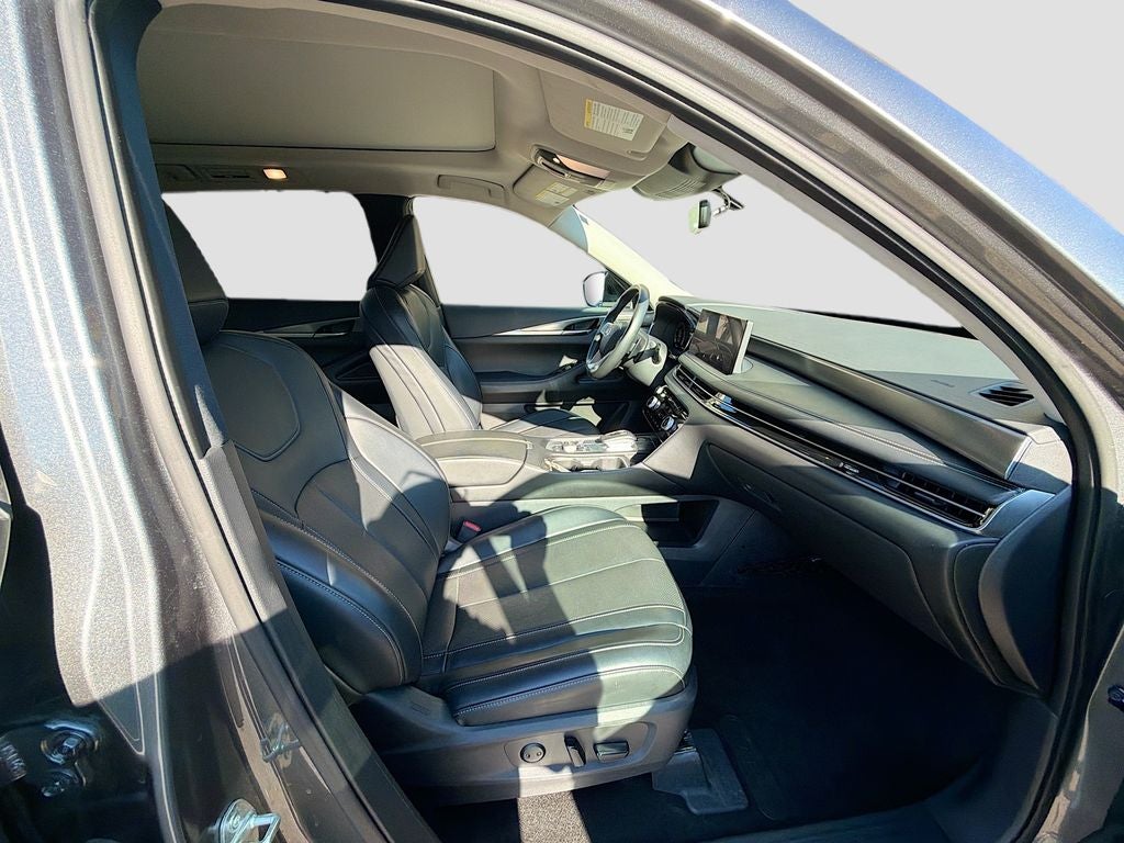 2023 INFINITI QX60 LUXE AWD