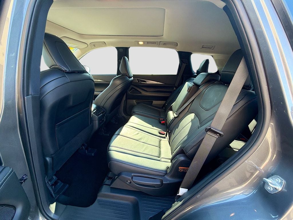 2023 INFINITI QX60 LUXE AWD