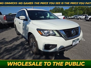 2017 Nissan Pathfinder S