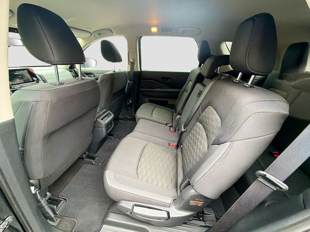 2024 Nissan Pathfinder S FWD