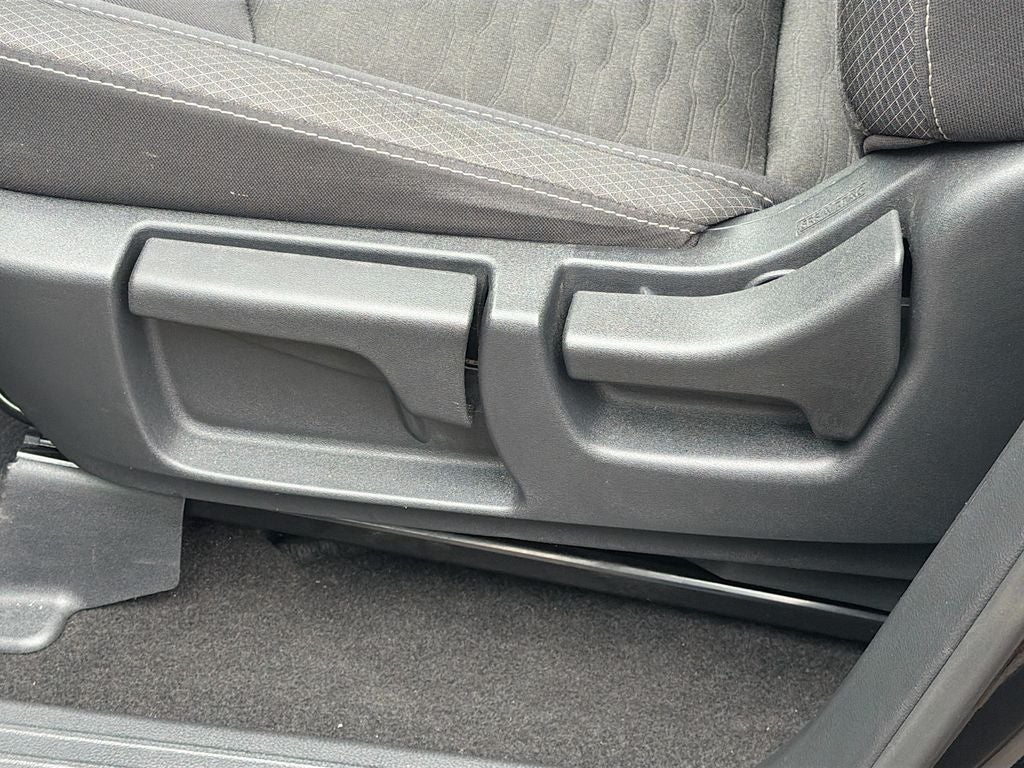 2024 Nissan Pathfinder S FWD