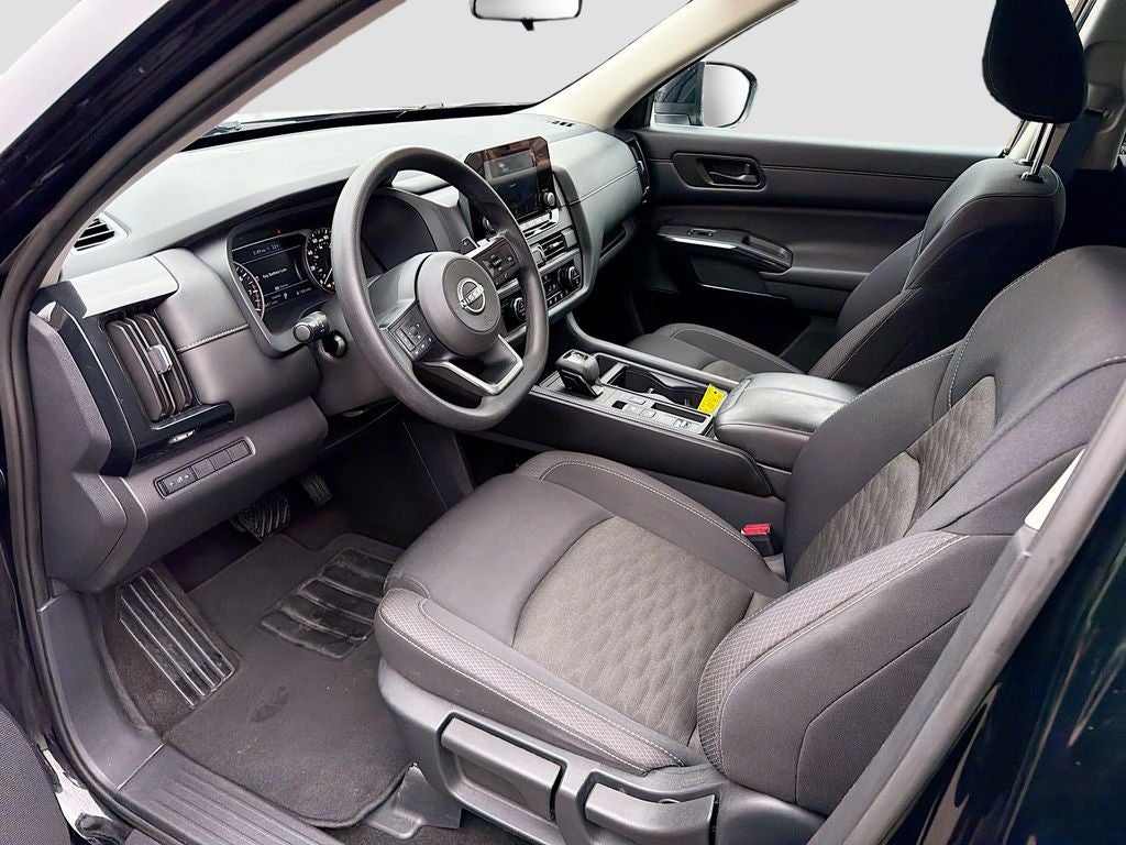 2024 Nissan Pathfinder S FWD