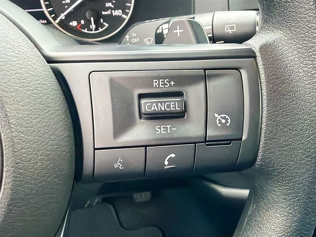 2024 Nissan Pathfinder S FWD