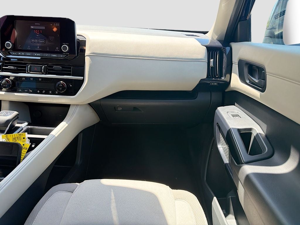 2024 Nissan Pathfinder SV 4WD