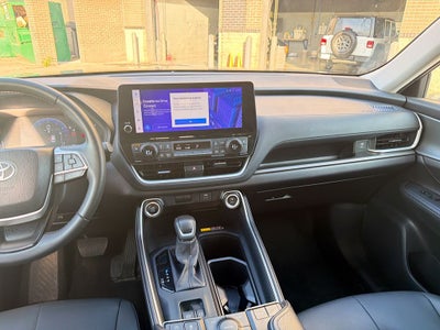 2025 Toyota Grand Highlander XLE