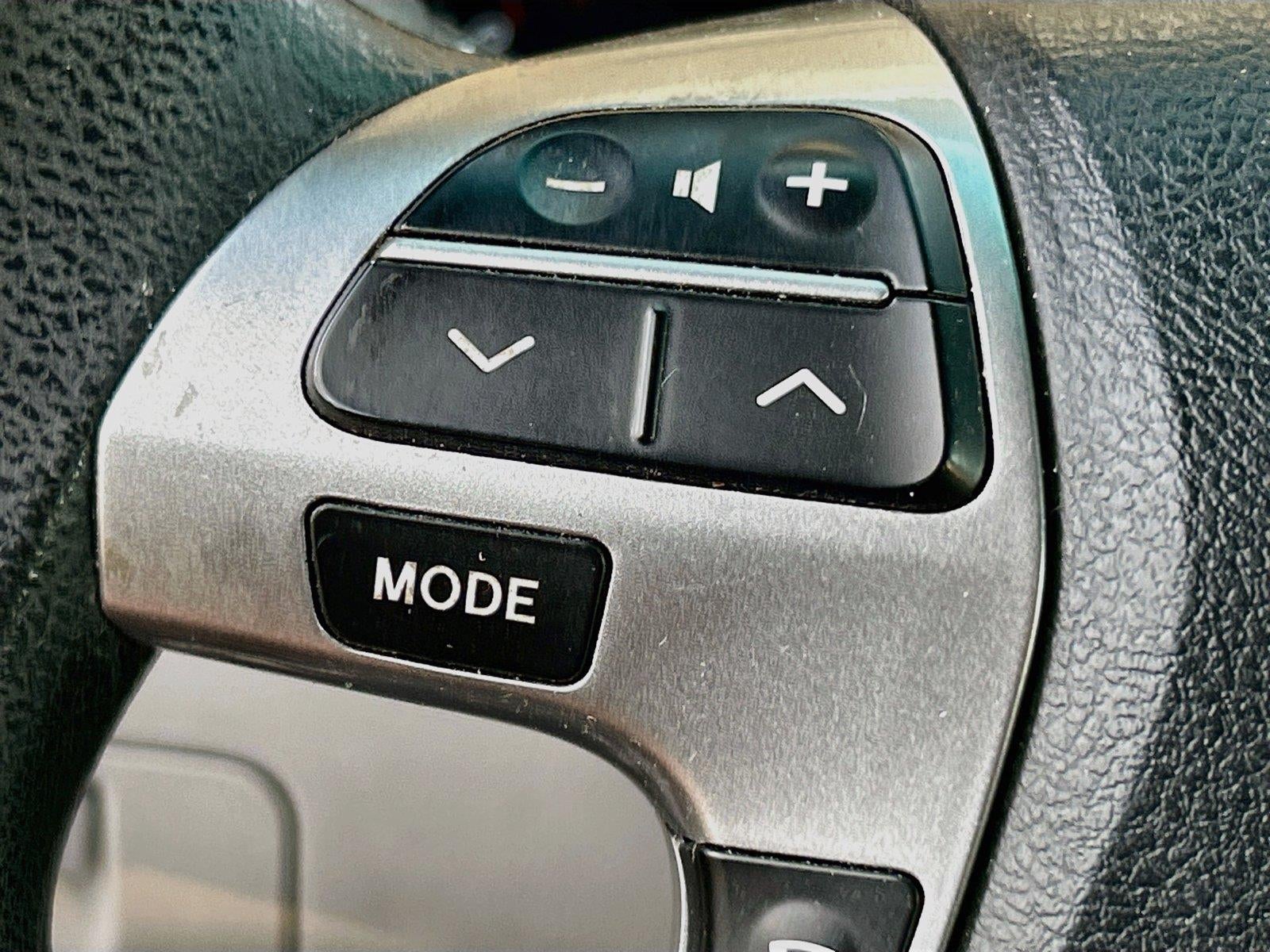 2011 Toyota Highlander Base V6