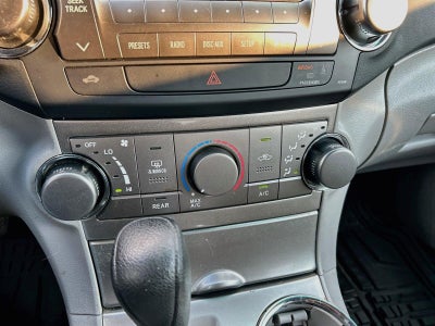 2011 Toyota Highlander Base V6