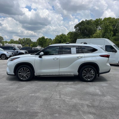 2021 Toyota Highlander Platinum