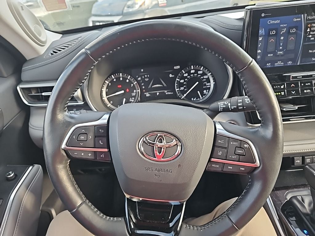 2021 Toyota Highlander Platinum