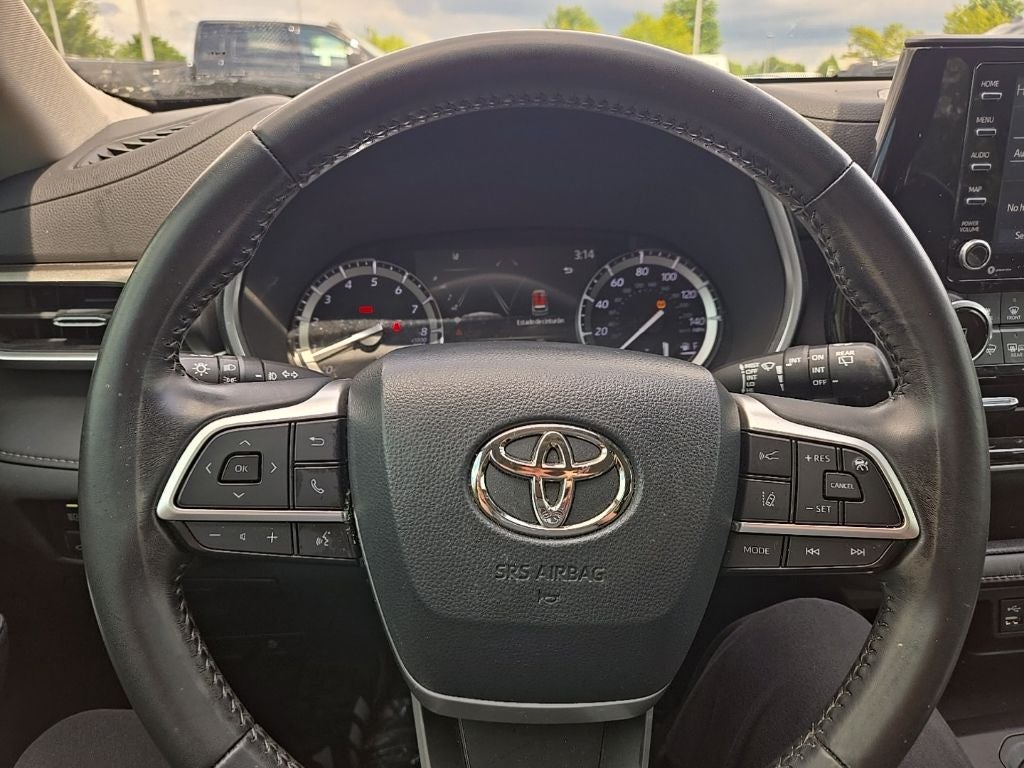 2022 Toyota Highlander XLE