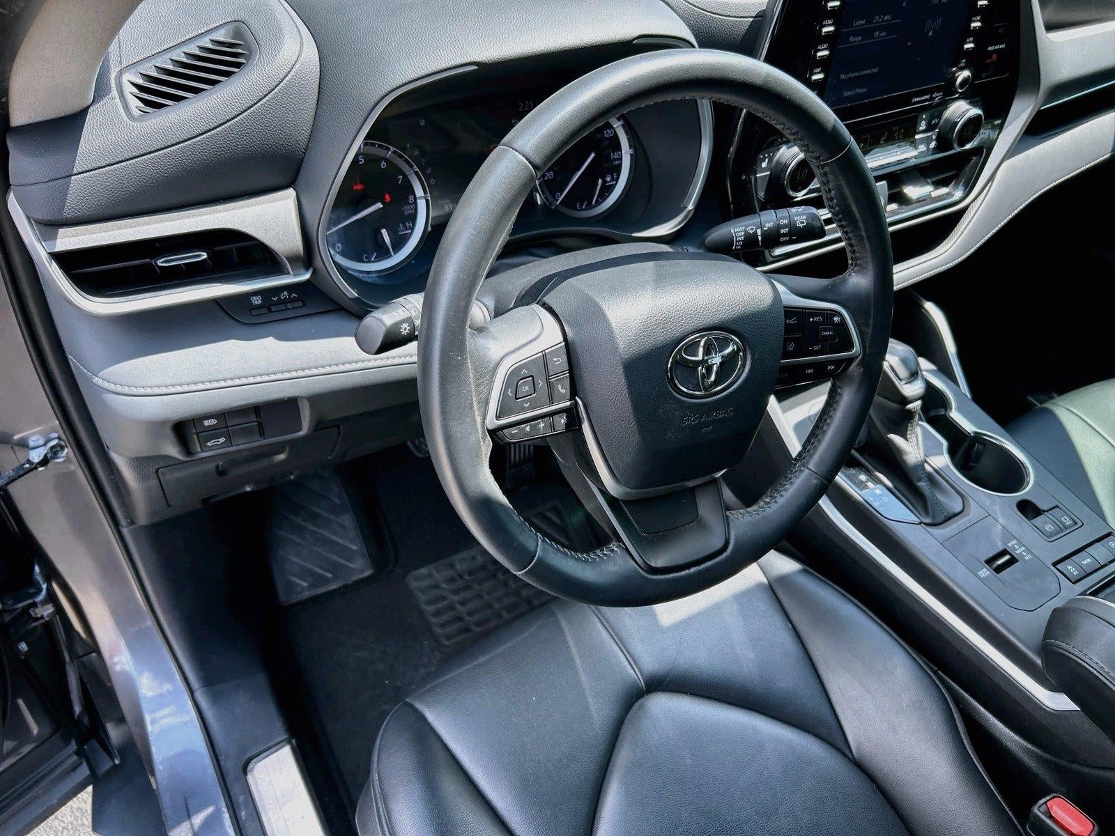 2022 Toyota Highlander XLE