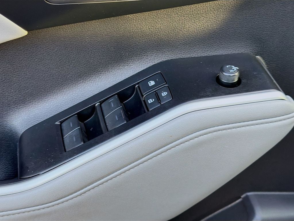 2025 Toyota Highlander Hybrid XLE