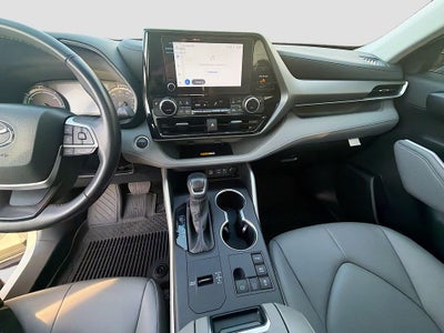 2025 Toyota Highlander Hybrid XLE
