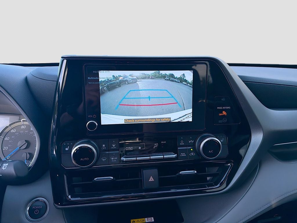 2025 Toyota Highlander Hybrid XLE