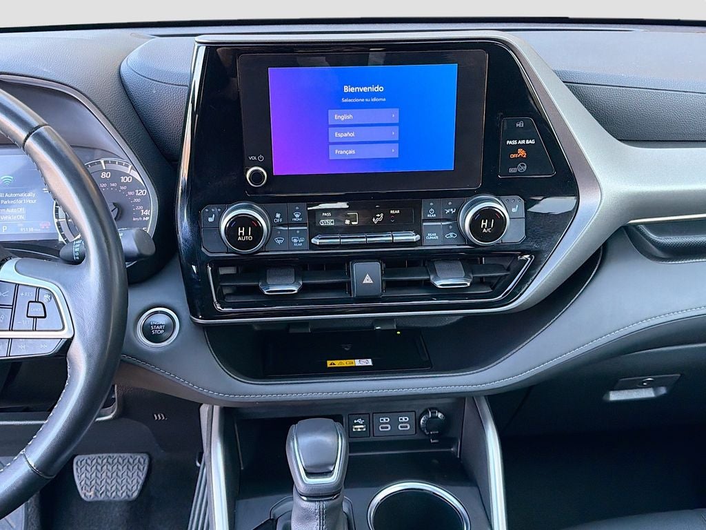 2024 Toyota Highlander LE