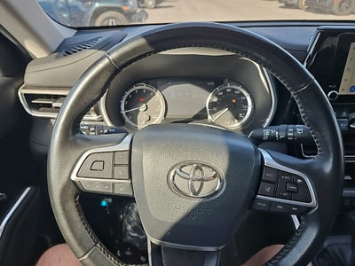 2023 Toyota Highlander XLE