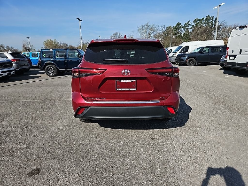 2023 Toyota Highlander XLE