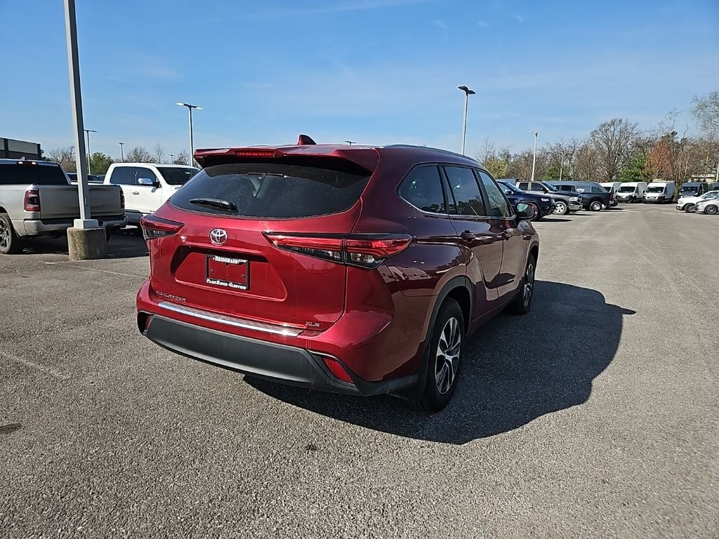 2023 Toyota Highlander XLE