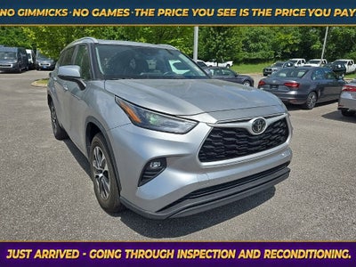 2024 Toyota Highlander XLE
