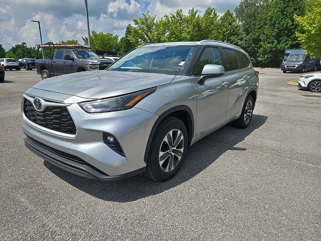 2024 Toyota Highlander XLE