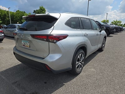 2024 Toyota Highlander XLE