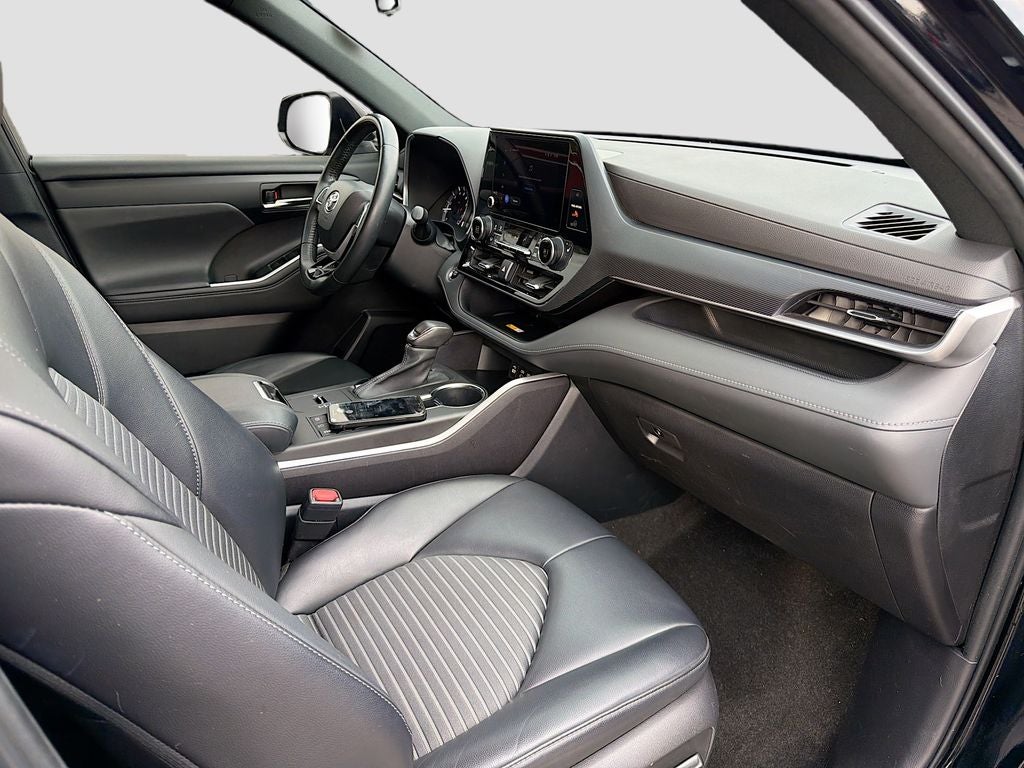 2023 Toyota Highlander XSE