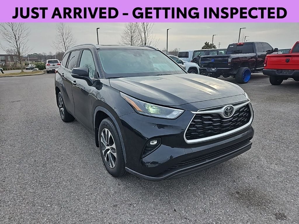 2023 Toyota Highlander XLE