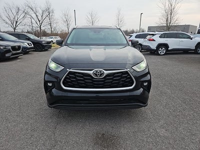2023 Toyota Highlander XLE