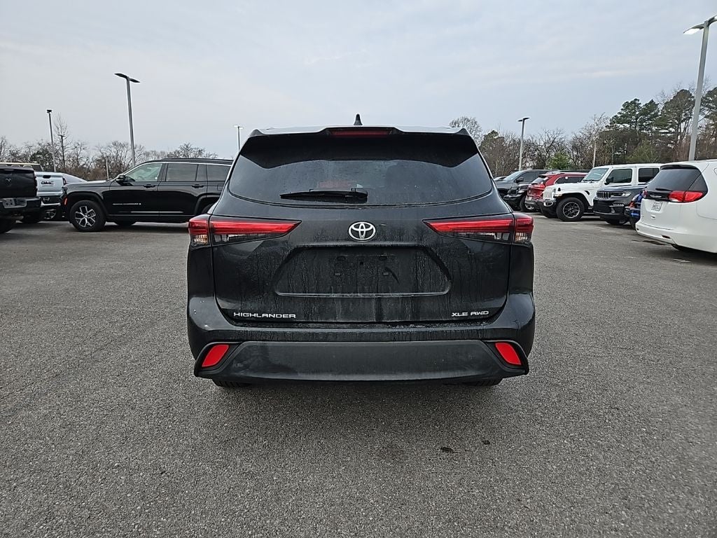 2023 Toyota Highlander XLE