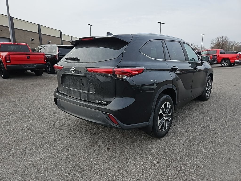 2023 Toyota Highlander XLE