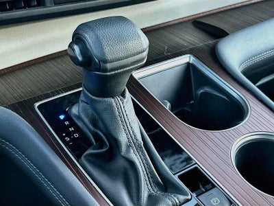 2024 Toyota Sienna LE