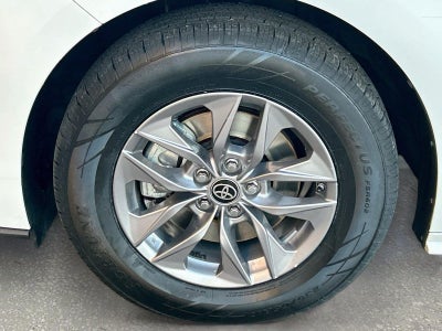 2024 Toyota Sienna LE