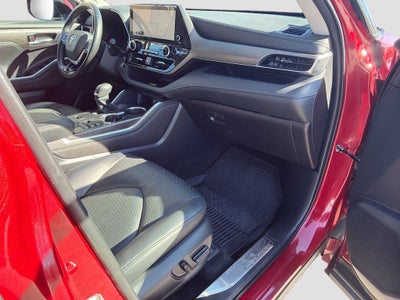 2023 Toyota Highlander Hybrid Limited