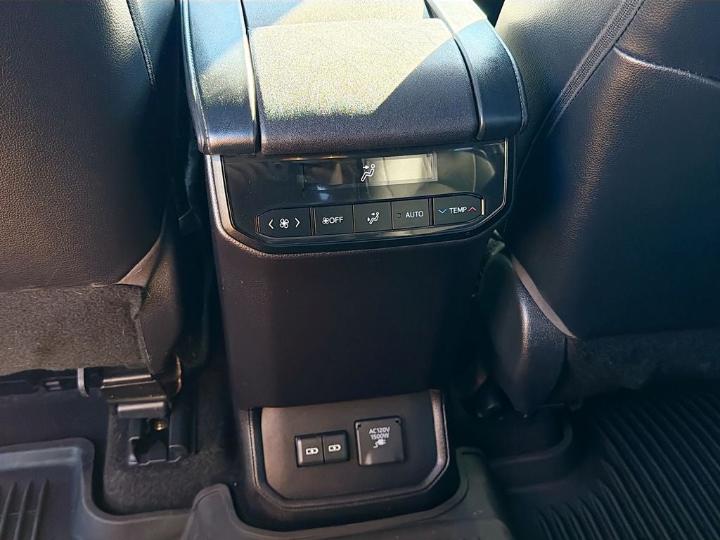 2023 Toyota Highlander Hybrid Limited