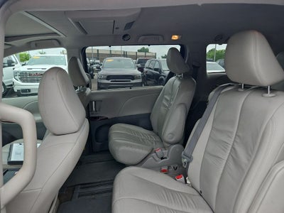 2011 Toyota Sienna XLE V6