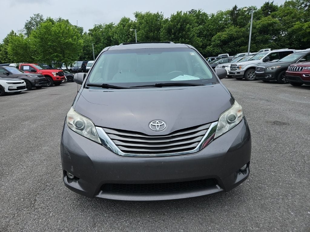2011 Toyota Sienna XLE V6