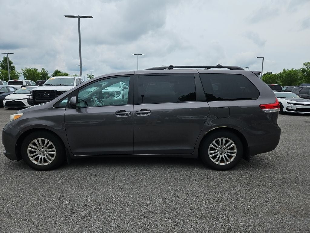 2011 Toyota Sienna XLE V6
