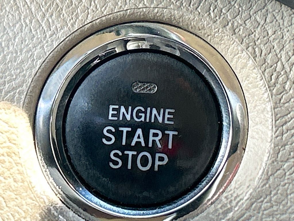 2015 Toyota Sienna XLE 8 Passenger