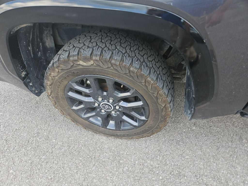 2023 Toyota Tundra Hybrid Platinum