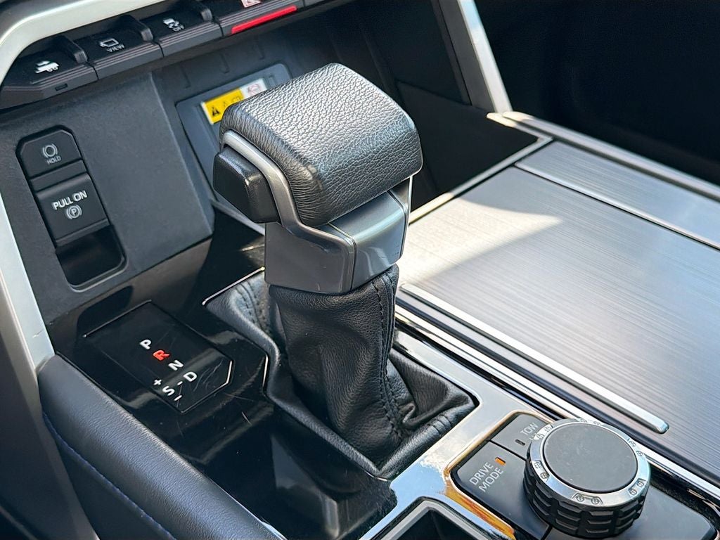2023 Toyota Tundra Hybrid Platinum